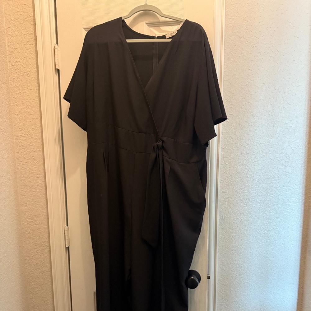 Black dressy romper 2x tie front